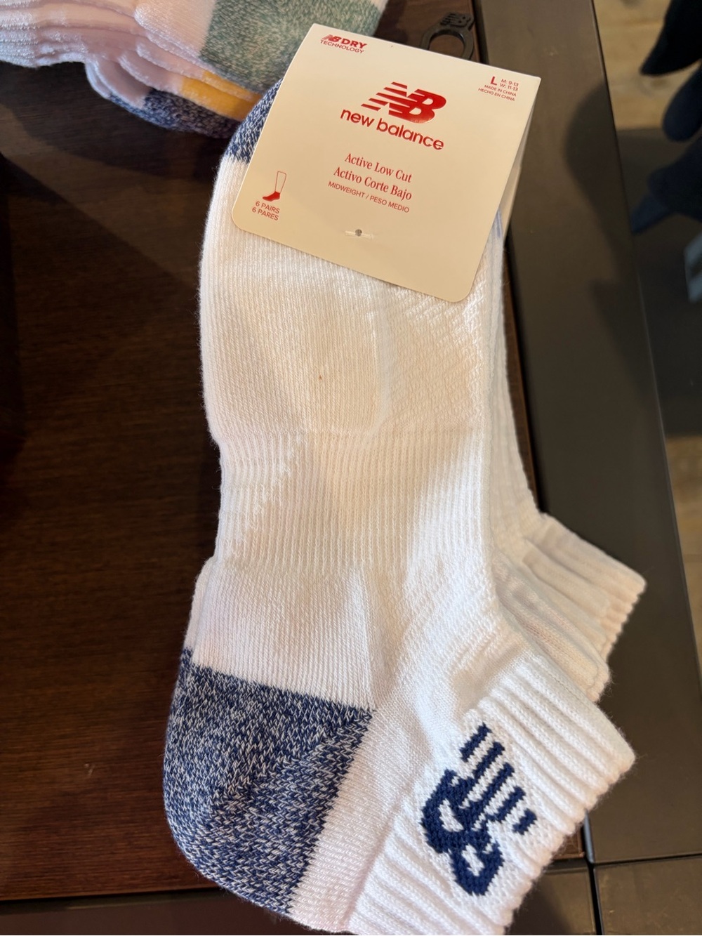 New Balance White Low-Cut Socks with Navy Heel and Logo 6 pairs new